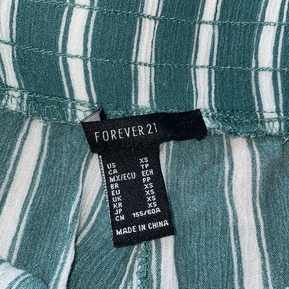 Forever 21 Striped Shorts - Picture 5 of 5